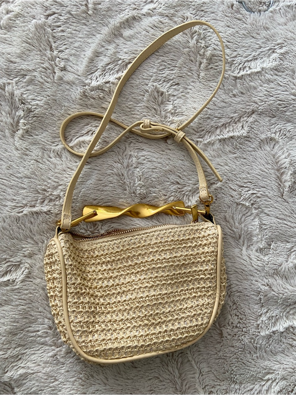 Cream Woven Crossbody Bag with Gold Twist Accent